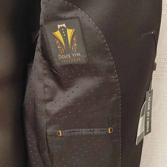 MEN'S DOLCE VITA 3 PIECE SUPER 150'S SLIM FIT BLACK TUXEDO. - Picture 8 of 16